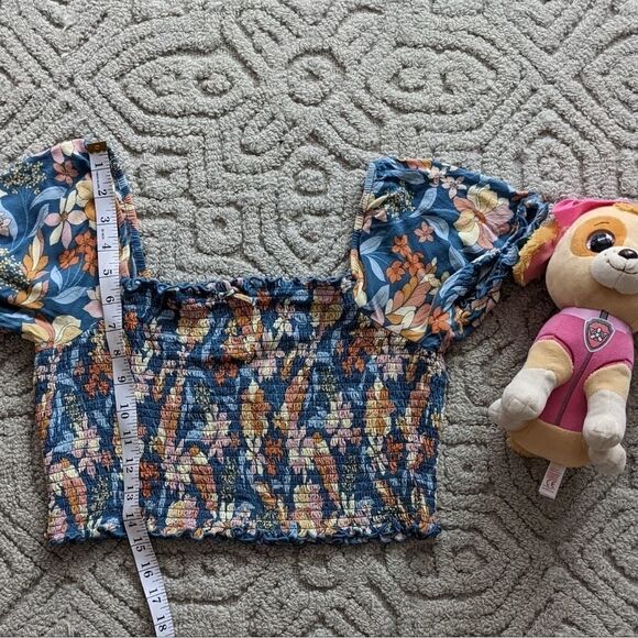 AERIE Puff sleeves smocked floral blue peasant blouse Medium K1 - Picture 4 of 11